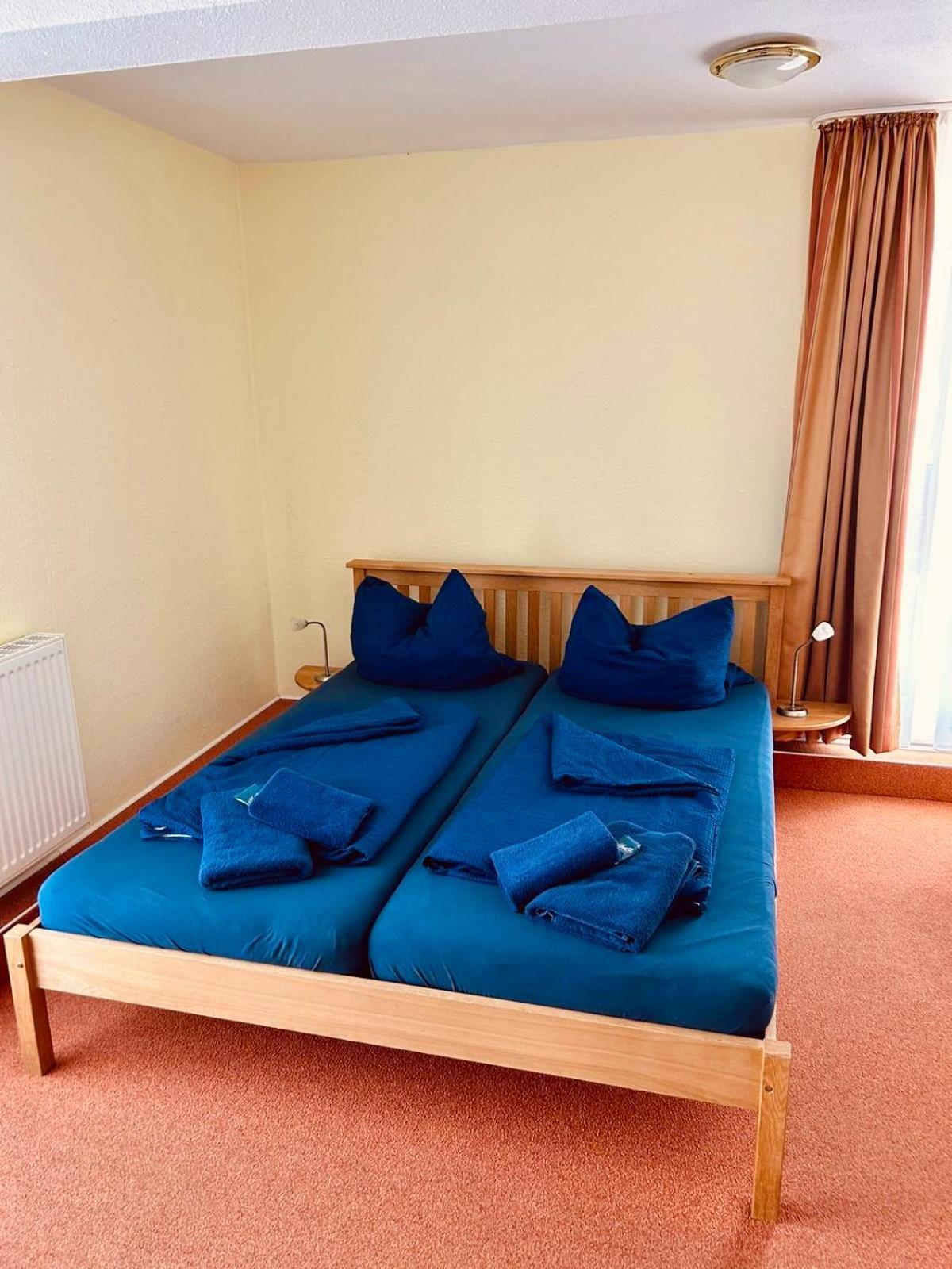 Alter Kornspeicher - Low Budget Zimmer Carolinensiel Extérieur photo